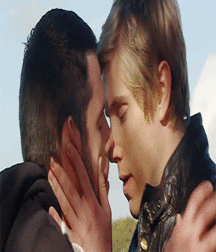 Kiss 58d75d80871d8.gif