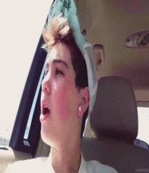 Sam 58e55c0a4dcab.gif