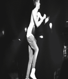 Niall Crush  58e693e64d9bf.gif