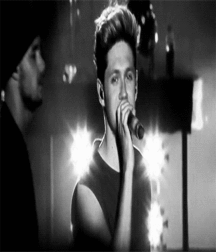 Niall Crush  58e694cf74742.gif
