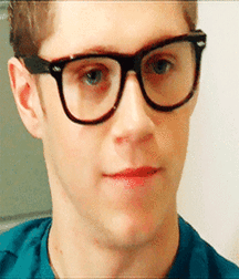 Niall Crush  58e694f08ae97.gif
