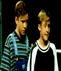 Ryan  58e7d91530e51.gif