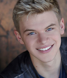 Kenton Crush  58f0ff9357b4f.jpg