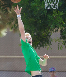 Kenton Crush  58f0ffa356e16.jpg