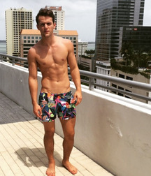 Cute Boys from the Web in Swimwear and Undies 5a00e446cfb5f.jpg