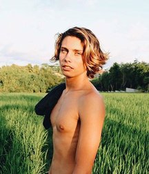 young surfer boys from Pinterest (4) 58d124e7a8143.jpg