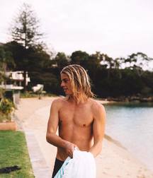 young surfer boys from Pinterest (6) 58d1258fa1a79.jpg