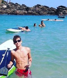 young surfer boys from Pinterest (9) 58d1261e4dc95.jpg