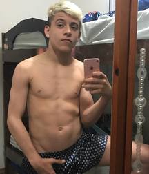 young surfer boys from Pinterest (1) 58d157d68bebb.jpg
