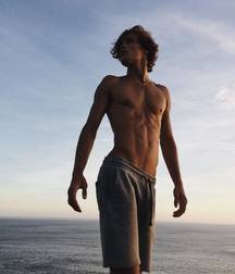 Young Surfer Boys from Pinterest (11) 58d2432437d5d.jpg