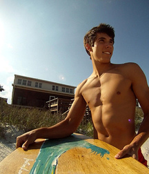 Young Surfer Boys from Pinterest (12) 58d24386e169d.jpg