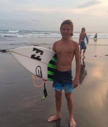 Young Surfer Boys from Pinterest (12) 58d2438b394d0.jpg