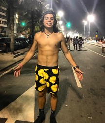 Young Surfer Boys from Pinterest (12) 58d2439a37ac3.jpg