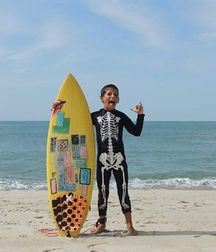 Young Surfer Boys from Pinterest (16) 58d573f936f0a.jpg