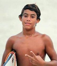 Young Surfer Boys from Pinterest (19) 58d575ddd9af2.jpg