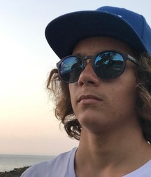 Young Surfer Boys from Pinterest (26) 58dd2417bb7b8.jpg
