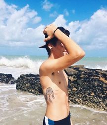 Young Surfer Boys from Pinterest (29) 58de35fc2e29e.jpg