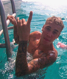 Young Surfer Boys from Pinterest (31) 58e1fb1deb6ca.jpg