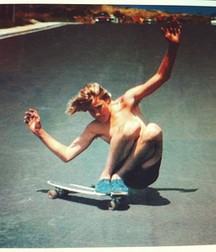 Young Surfer Boys from Pinterest (31) 58e1fb4175ef4.jpg