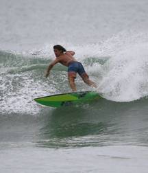 Young Surfer Boys from Pinterest (03) 58e4cc9391c13.jpg