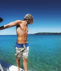 Surf Boys assorted (03) 58fdd51237a58.jpg
