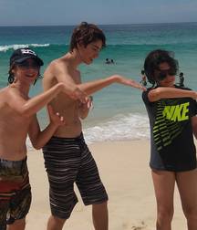 Surf Boys assorted (03) 58fdd6043db5f.jpg