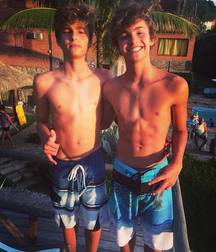 Surf Boys assorted (04) 5901e97dcaa6d.jpg