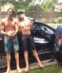 Surf Boys assorted (05) 5909b4fec71d7.jpg