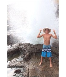 Surf Boys assorted (05) 5909b528d3070.jpg
