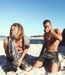 Surf Boys assorted (05) 5909b5984df11.jpg