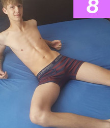 The 25 Guy Monthly 58ff3c2970911.jpg