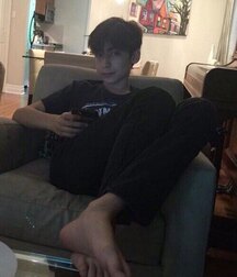 Some Boy Feet Gay Tube 5f5d82dc1c73f.jpg