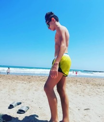 I'm in love beach fun twink tube 620b56c537f19.jpg