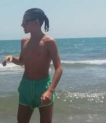 I'm in love beach fun twink tube 620b56c6da116.jpg