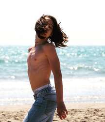 I'm in love beach fun twink tube 620b56ca423de.jpg