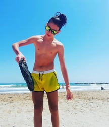 I'm in love beach fun twink tube 620b56e515a1a.jpg