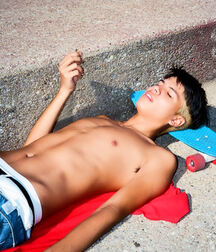 Beach Weather Twink Tube Shirtless 628fa27536e5c.jpg