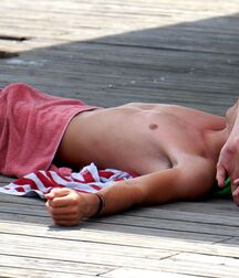 Relaxing under the summer sun twink tube 6292ab6f30b9a.jpg