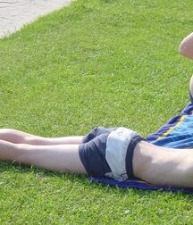 Relaxing under the summer sun twink tube 6292ab84da17c.jpg