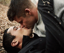 VERY VERY COT CELEB BOYS 5a018c02f0bb7.gif