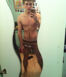  A HORNY BOY. 5b399dd5503ef.jpg
