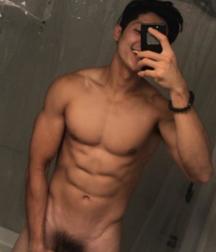 GUYS FROM MY V.K BLOG 5cc0f968ec6e0.jpg