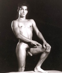 In the Dresser of My Uncle 56b22767297d8.jpg