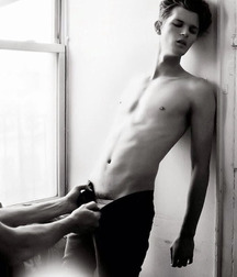 SUNDAY BOYS 56d2c262dfd71.jpg