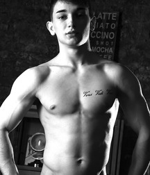 Bare-Chested 56f684b5ad338.jpg
