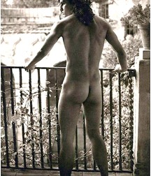 BURT Uncle and Friends 56fceb36b3f9f.jpg