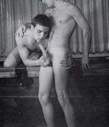 PALS of GRANDPA 570b0db3aa4eb.jpg
