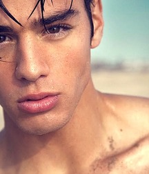 Some Like it Hot 570f8d3f399c9.jpg