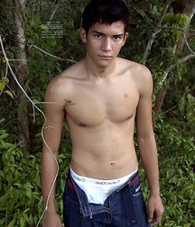 Born in Amazonia 5787b19f8f53f.jpg