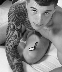 Beauties and Tattoos 579e53b4ddfc9.jpg